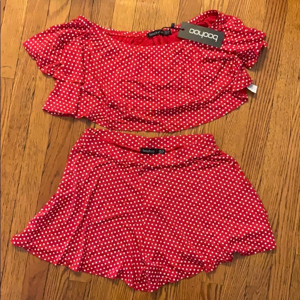 Boohoo crop top and shorts set